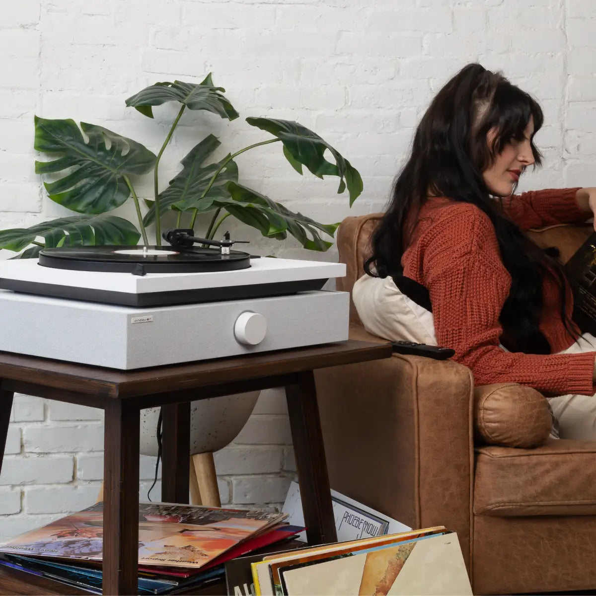 Andover Audio SpinBase 2 Powered Turntable Speaker